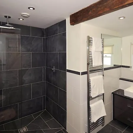 No 4 The Forge * Coniston